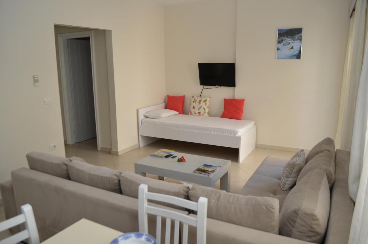 Sejdi Apartments Sarande Bagian luar foto